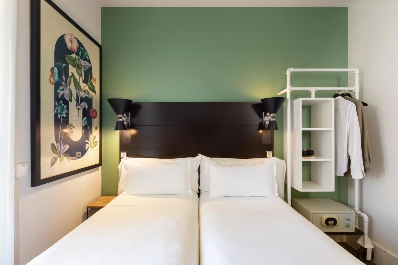 Praktik Garden Hotel Barcelona Luaran gambar