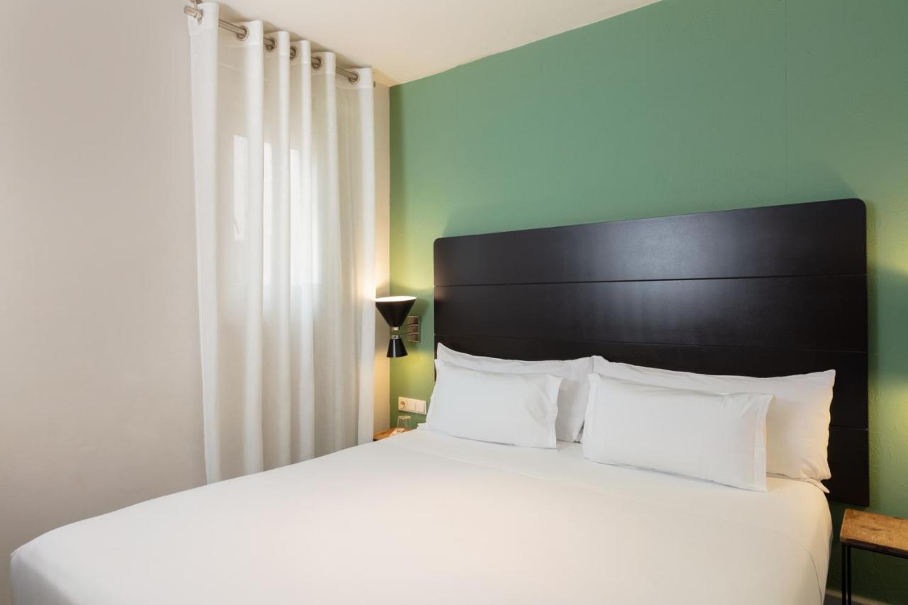 Praktik Garden Hotel Barcelona Luaran gambar