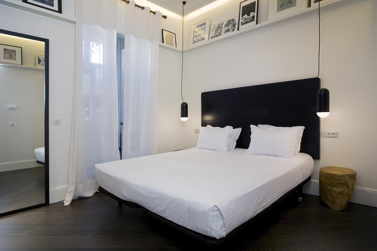 Praktik Garden Hotel Barcelona Luaran gambar