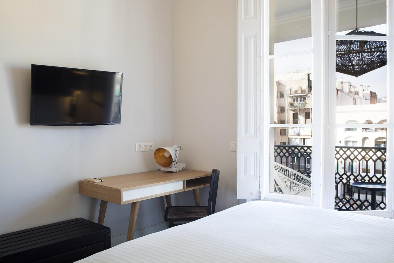 Praktik Garden Hotel Barcelona Luaran gambar